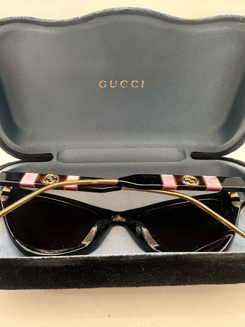 Gucci Women’s Black Cat-Eye Sunglasses with Dark Gradient Lenses